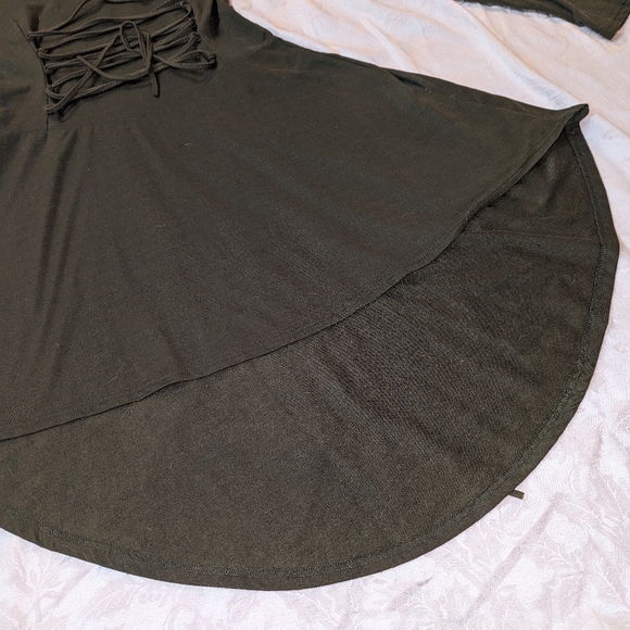 Forest Green Elven Dress - Picture 3 of 8